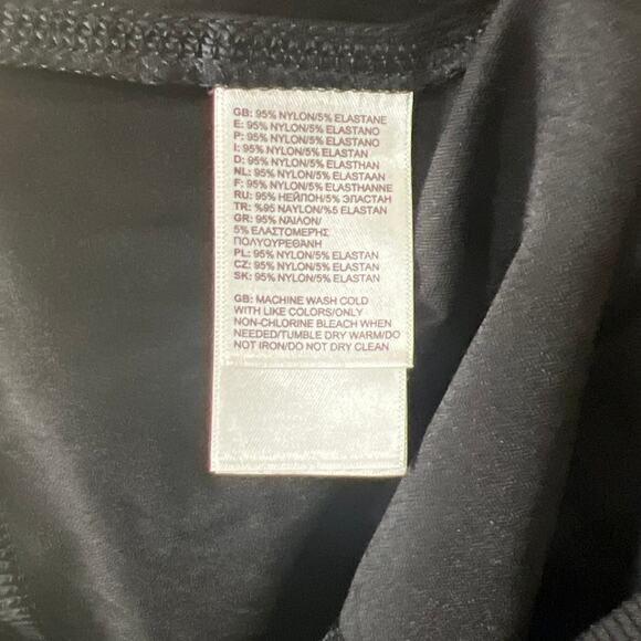 The Northface Women's Size Medium Nylon Dance Studio Crop Jogger - Picture 7 of 7